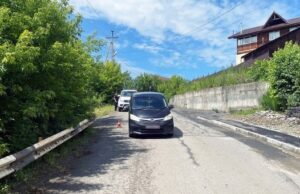 В Горно-Алтайске женщина на иномарке сбила 10-летнюю девочку В Горно-Алтайске женщина на иномарке сбила 10-летнюю девочку