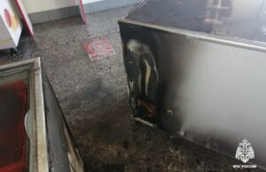 Холодильники загорелись в магазине в Горно-Алтайске