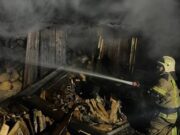 Крупный пожар в Горно-Алтайске: горел жилой дом Крупный пожар в Горно-Алтайске: горел жилой дом