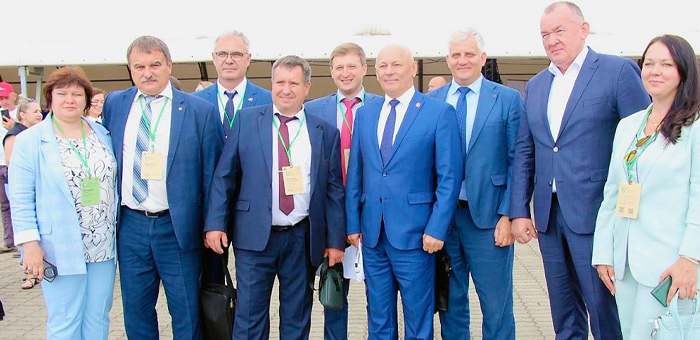 Делегация Горного Алтая приняла участие в форуме «День Сибирского поля»