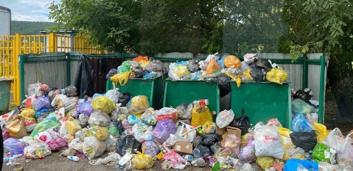Причиной мусорного коллапса в Горно-Алтайске стала поломка техники