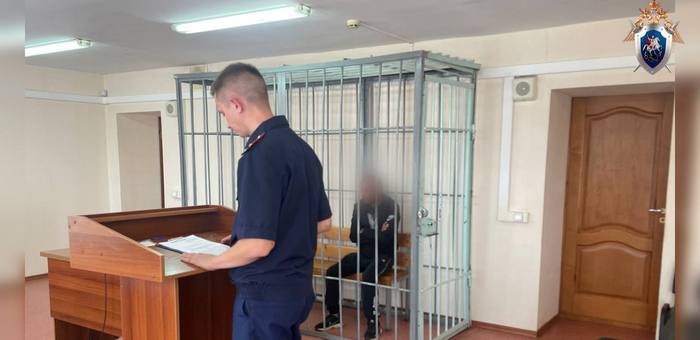 В Горно-Алтайске пьяный мужчина до смерти забил своего брата