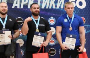 Спортсмен с Алтая стал призером Кубка Арктики по армрестлингу