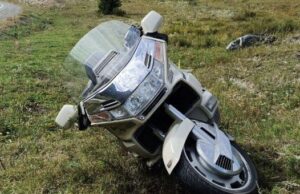 Байкер из Новосибирска попал в ДТП на Чуйском тракте