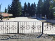 В Усть-Коксе благоустроили Мемориал Славы