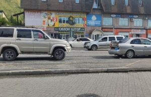 Туристка из Барнаула пострадала в ДТП с УАЗом в Майме Туристка из Барнаула пострадала в ДТП с УАЗом в Майме
