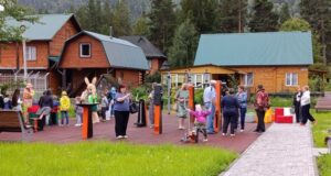 В селе Усть-Муны открыли новый сквер