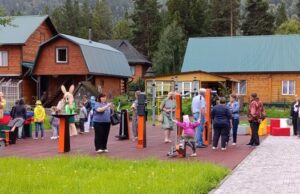 В селе Усть-Муны открыли новый сквер В селе Усть-Муны открыли новый сквер