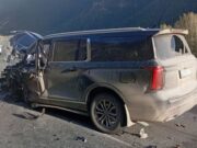 Туристка попала в больницу после ДТП с внедорожником и тягачом