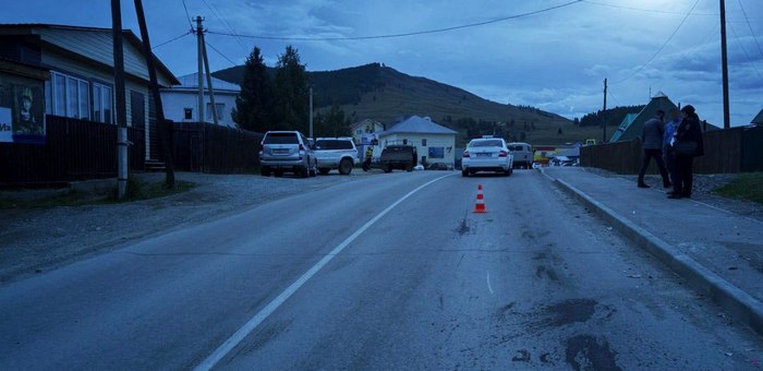 В ночном ДТП в Улагане пострадали два мотоциклиста