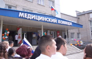 Андрей Турчак: Наша цель – чтобы молодые медики оставались в родной республике