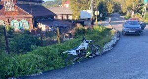 Подросток на мотоцикле устроил ДТП в Горно-Алтайске Подросток на мотоцикле устроил ДТП в Горно-Алтайске