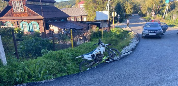 Подросток на мотоцикле устроил ДТП в Горно-Алтайске