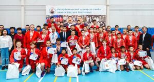 Турнир по самбо памяти братьев Аткуновых прошёл на Алтае
