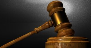 На Алтае четыре человека пошли под суд за покупку наркотиков На Алтае четыре человека пошли под суд за покупку наркотиков