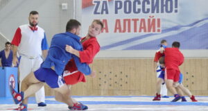 Всероссийские соревнования по самбо стартовали на Алтае