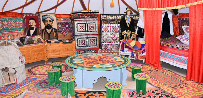 Музей казахов Алтая открылся после капремонта