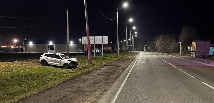 Три человека пострадали в ночном ДТП в Майме