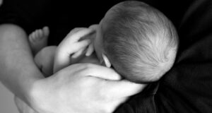 В Республике Алтай ввели запрет на склонение к абортам