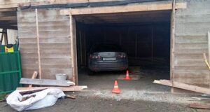 В Турочаке 12-летний мальчик на «Мазде» сбил свою младшую сестру