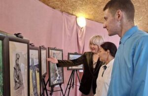 Передвижную выставку картин Чорос-Гуркина посетили более 4 тыс. человек Передвижную выставку картин Чорос-Гуркина посетили более 4 тыс. человек
