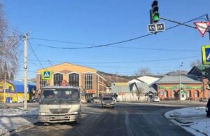 Кран-манипулятор сбил пожилую женщину в Горно-Алтайске