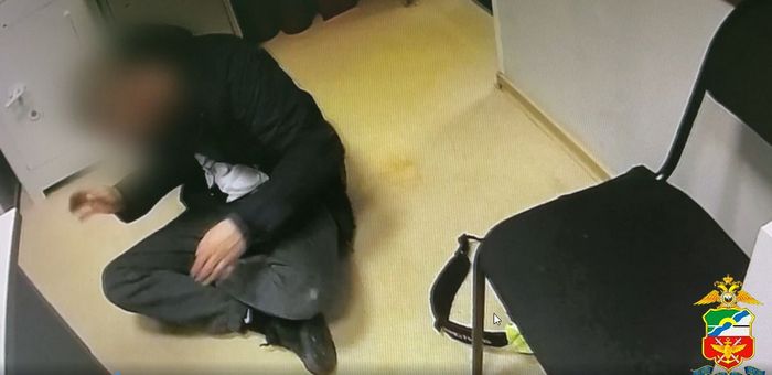 Пьяного авиадебошира задержали в аэропорту Горно-Алтайска