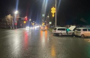 В столкновении двух «Тойот» в Горно-Алтайске пострадала пассажирка