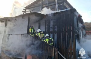 Крупный пожар в Онгудае: горел жилой дом в переулке Коротком