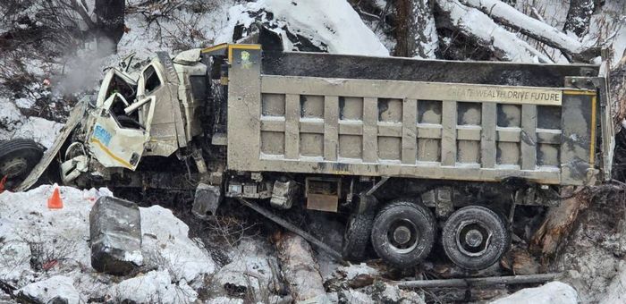 В страшном ДТП у Джазатора погиб водитель грузовика