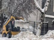 «Нужно дорабатывать»: как в Горно-Алтайске борются со снегом «Нужно дорабатывать»: как в Горно-Алтайске борются со снегом