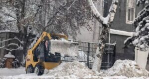 «Нужно дорабатывать»: как в Горно-Алтайске борются со снегом