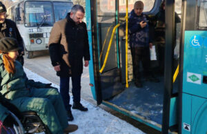 В Горно-Алтайске проверили доступность автобусов для маломобильных жителей