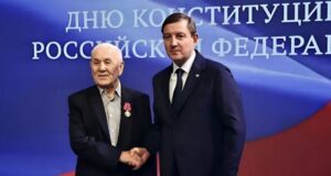 Жители республики получили госнаграды в честь Дня Конституции