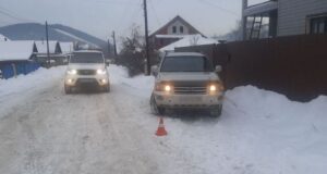 В Горно-Алтайске иномарка переехала лежавшего на дороге мужчину В Горно-Алтайске иномарка переехала лежавшего на дороге мужчину
