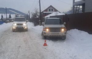 В Горно-Алтайске иномарка переехала лежавшего на дороге мужчину