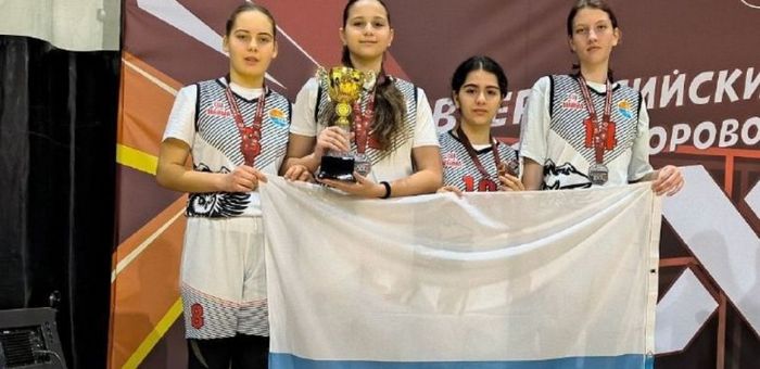 Баскетболистки из Республики Алтай завоевали серебро на всероссийских соревнованиях