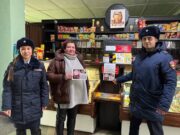 Госавтоинспекторы наведались в пивнушки и провели профилактические беседы с их посетителями