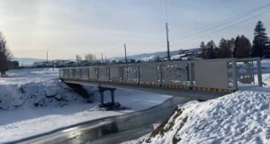Мост в Улагане отремонтировали после вмешательства прокуратуры
