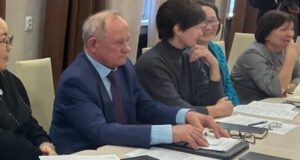 Виктор Облогин избран председателем Общественной палаты Горно-Алтайска Виктор Облогин избран председателем Общественной палаты Горно-Алтайска