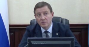 Турчак потребовал от частной клиники прекратить делать аборты Турчак потребовал от частной клиники прекратить делать аборты