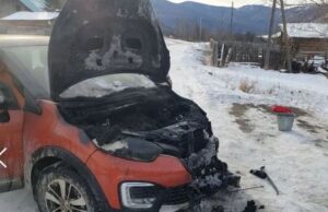 Еще два автомобиля сгорели в Республике Алтай