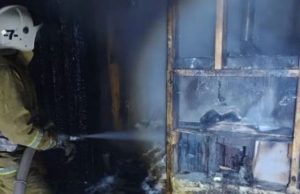 За сутки произошло два пожара: в Горно-Алтайске горел дом, в Камлаке – баня
