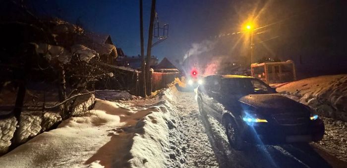 Ребенок попал под колеса иномарки, перебегая дорогу в неположенном месте
