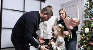 Андрей Турчак исполнил новогоднюю мечту Ксении из Горно-Алтайска