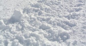 Городских коммунальщиков наказали за плохую уборку снега