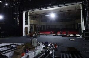 Большой и малый залы отремонтируют в Национальном театре