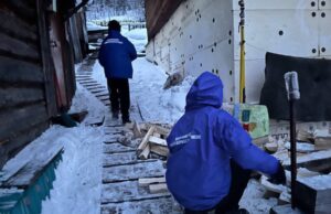 Активисты Молодой Гвардии оказали помощь пожилой жительнице Горно-Алтайска AQADuQ1rG5jQEEh