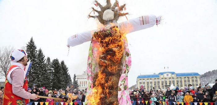 В Горно-Алтайске отпразднуют Масленицу