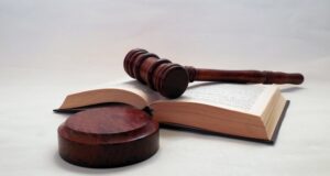 Решила скрыть кредиты от мужа: сельчанку оштрафовали за ложный донос Решила скрыть кредиты от мужа: сельчанку оштрафовали за ложный донос